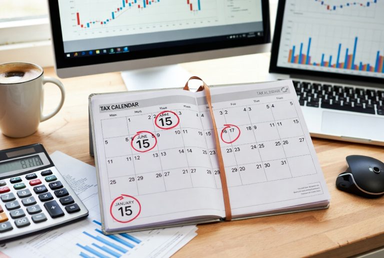 A Business Owner’s Guide to Estimated Tax Payments: Who Owes Them, When, and How to Calculate Safely